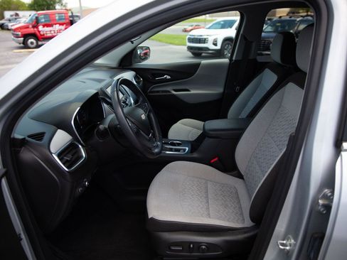 Used 2022 Chevrolet Equinox LT FWD image 21