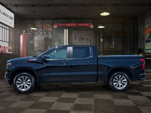 Certified 2022 Chevrolet Silverado 1500 RST AWD/4WD image 6