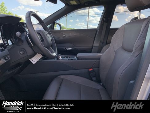 Used 2024 Lexus RX 450h AWD w/ Convenience Package image 1