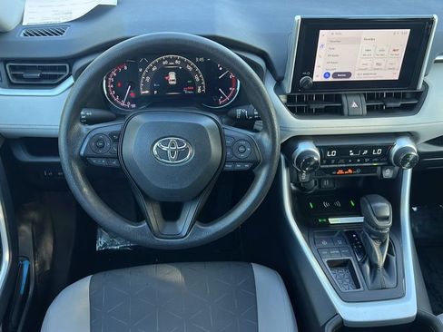 Used 2024 Toyota RAV4 XLE FWD image 12