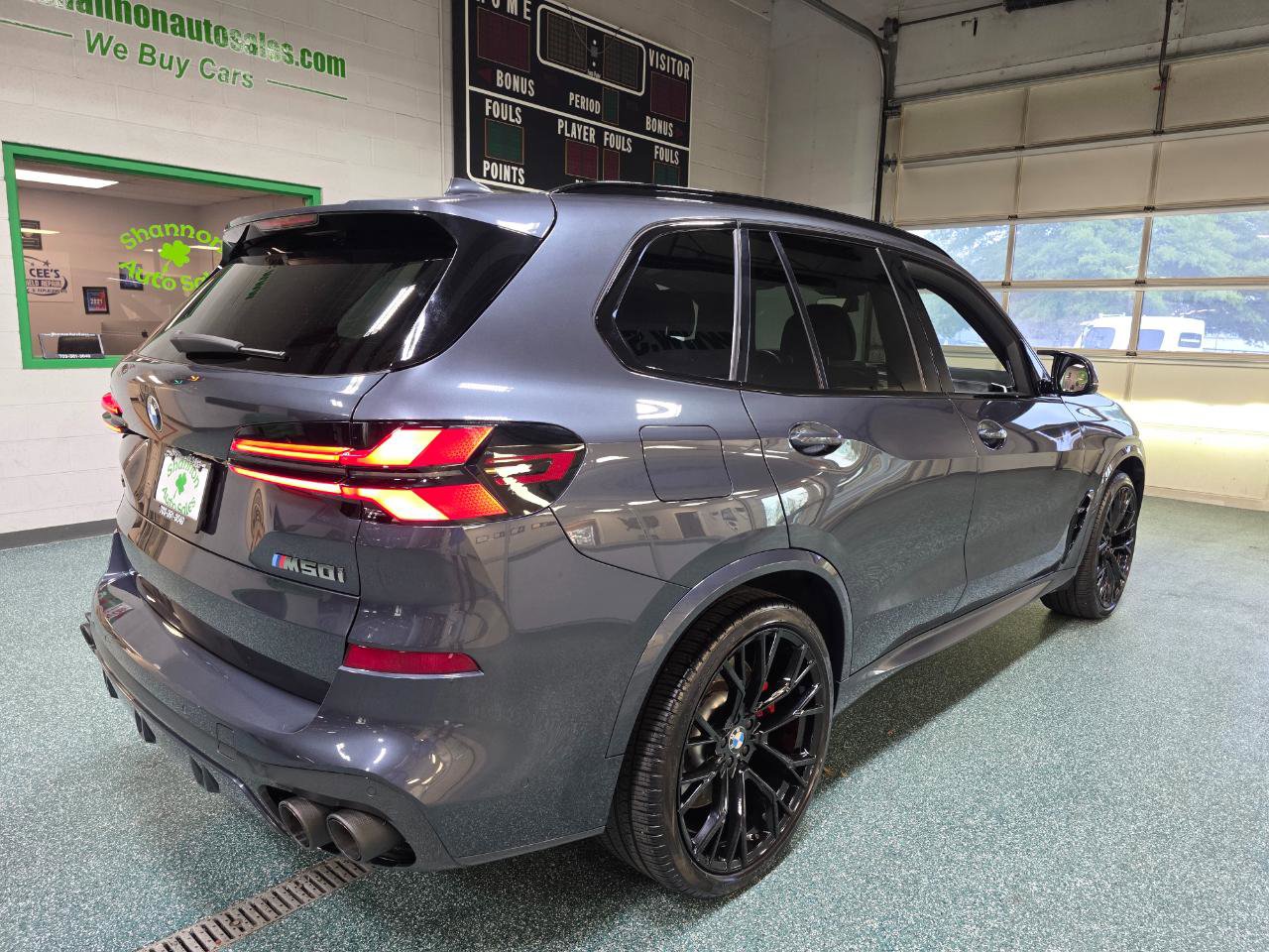 Used 2020 BMW X5 M50i w/ Executive Package AWD/4WD image 6