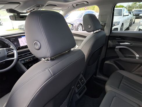 New 2025 Audi Q5 2.0T Premium Plus image 26