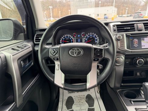 Used 2018 Toyota 4Runner SR5 image 15