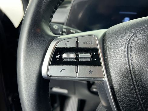 Used 2024 Kia Telluride LX image 16