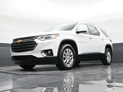 Used 2020 Chevrolet Traverse LT image 20