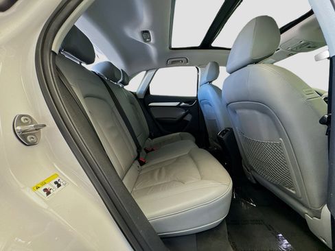 Used 2017 Audi Q3 2.0T Premium image 18