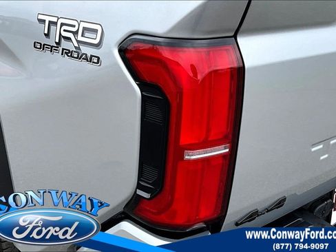 Used 2024 Toyota Tacoma TRD Off-Road image 26