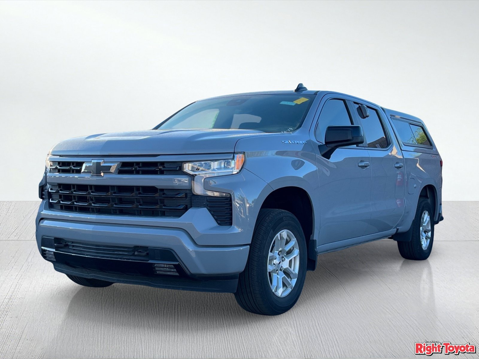 Used 2024 Chevrolet Silverado 1500 RST w/ Convenience Package II AWD/4WD image 2