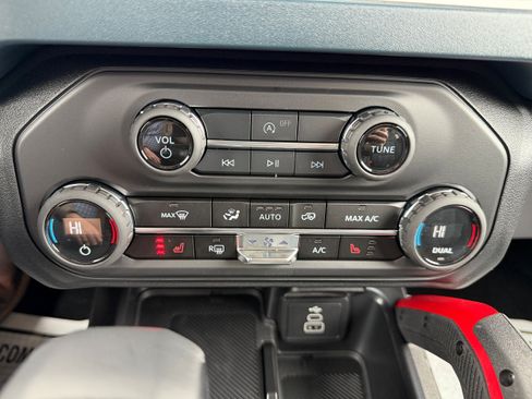 New 2026 Ford Bronco Heritage Edition AWD/4WD image 21