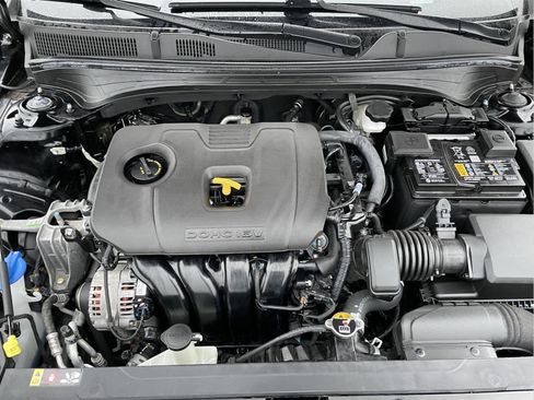 Used 2023 Kia Forte GT-Line w/ GT-Line Technology Package image 11