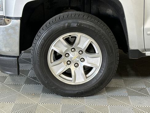 Used 2017 Chevrolet Silverado 1500 LT w/ All Star Edition image 40