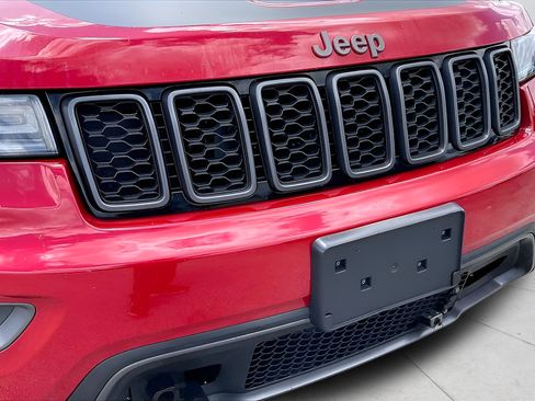 Used 2021 Jeep Grand Cherokee Trailhawk w/ Trailhawk Luxury Group AWD/4WD image 35