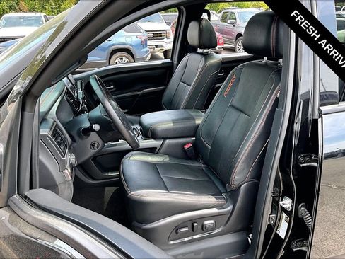 Used 2022 Nissan Titan PRO-4X w/ Pro-4x Convenience Package AWD/4WD image 22