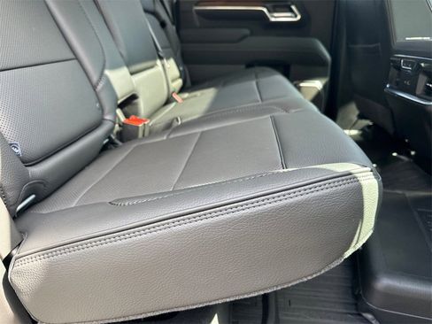 New 2026 GMC Sierra 3500 Denali w/ Denali Reserve Package image 16