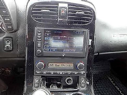 Used 2007 Chevrolet Corvette Convertible w/ Preferred Equipment Group RWD image 9