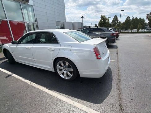 Used 2012 Chrysler 300 SRT8 w/ 19-Premium Speaker Group RWD image 12