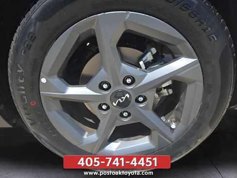 Used 2025 Kia K4 FWD image 28