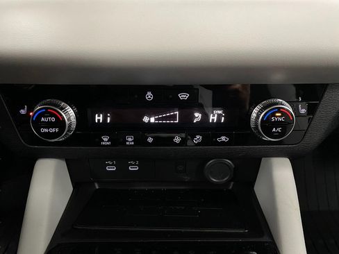 New 2026 Mitsubishi Outlander SE AWD/4WD image 27