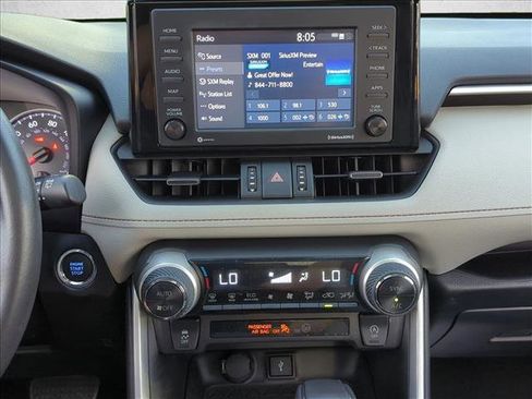 Used 2022 Toyota RAV4 XLE Premium FWD image 14
