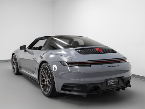 Used 2023 Porsche 911 Targa 4S image 3