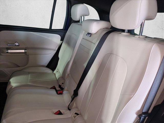 Used 2026 Mercedes-Benz GLB 250 image 17