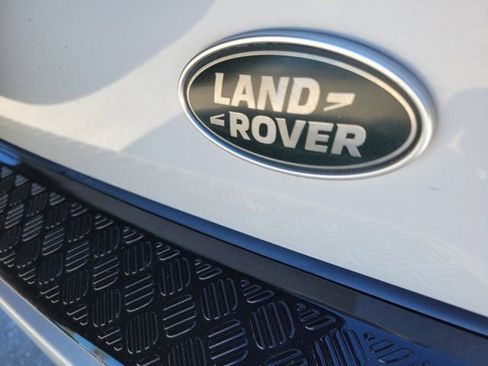 Used 2021 Land Rover Defender 110 S image 12