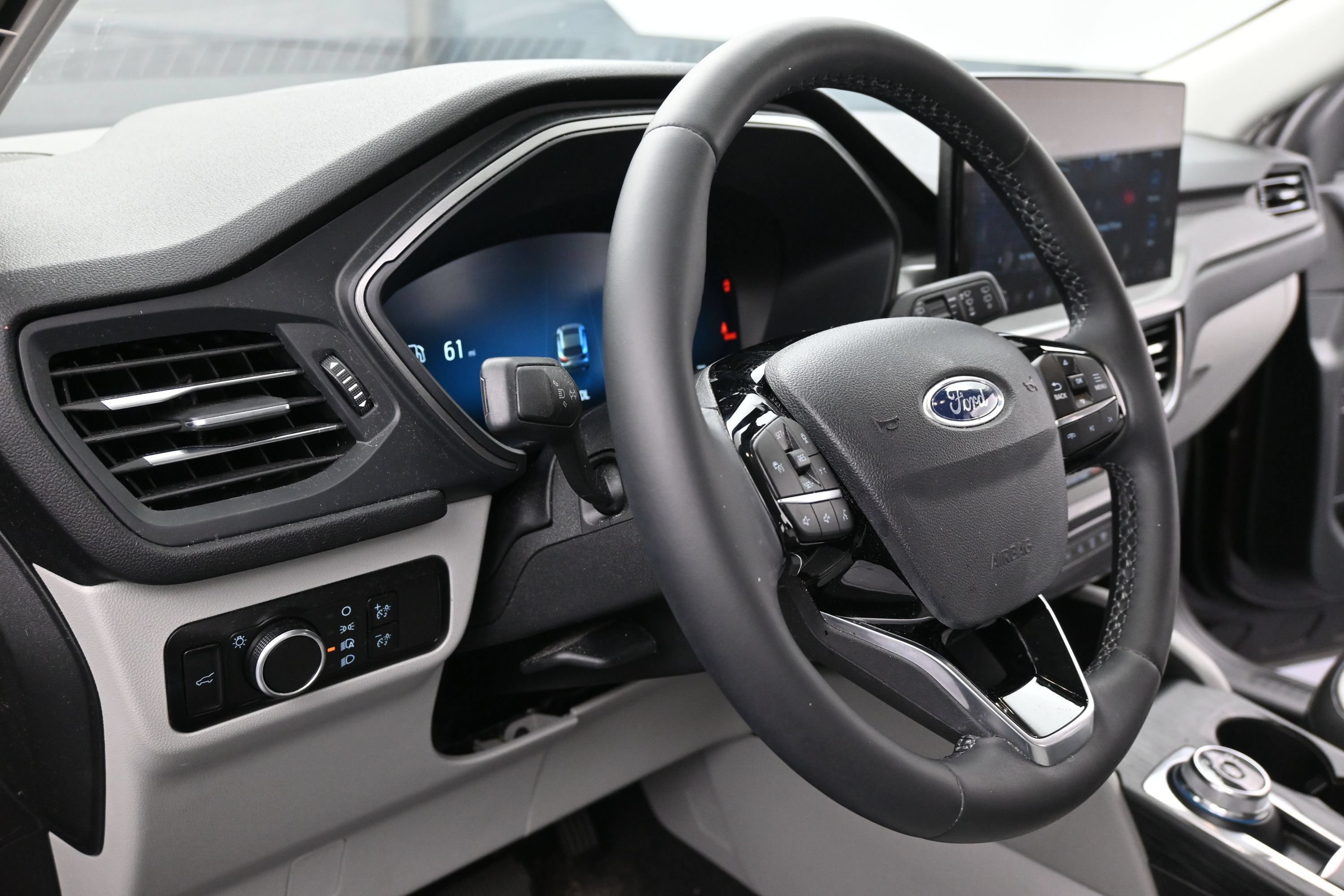 Used 2023 Ford Escape Active w/ Tech Pack #2 FWD image 12