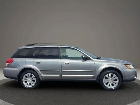 Used 2009 Subaru Outback 2.5i Limited image 23