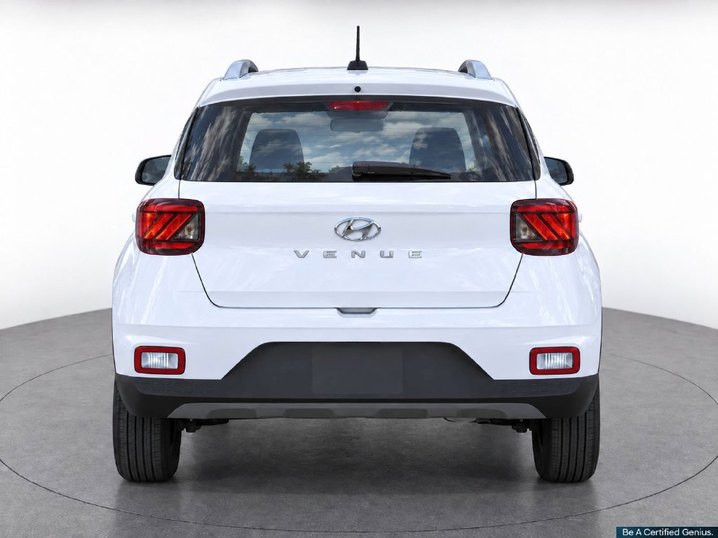 Certified 2025 Hyundai Venue SEL FWD image 9