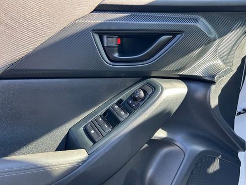 Used 2024 Subaru Crosstrek 2.0i Premium image 19