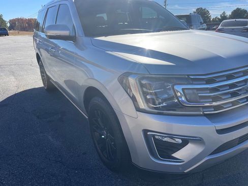 Used 2019 Ford Expedition Limited w/ Equipment Group 301A image 4