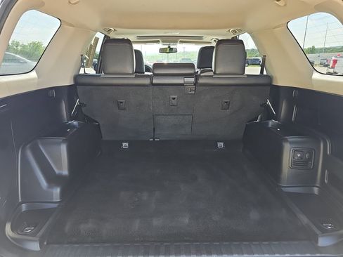Used 2016 Toyota 4Runner SR5 Premium RWD image 36