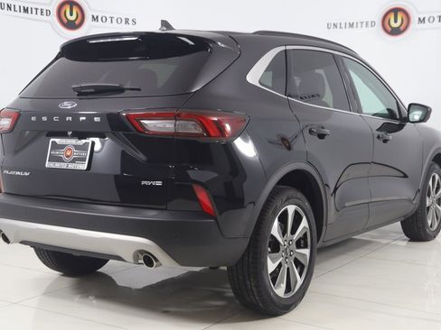 Used 2023 Ford Escape Platinum image 3