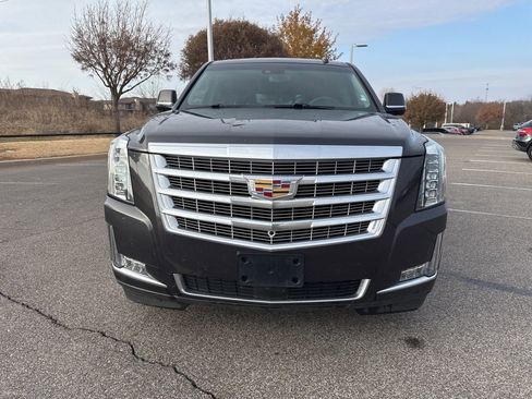 Used 2018 Cadillac Escalade Premium Luxury w/ LPO, Radiant Package image 2