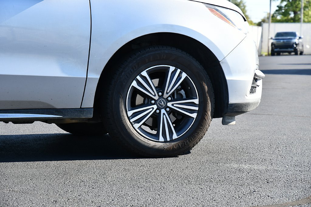 Used 2018 Acura MDX SH-AWD image 9