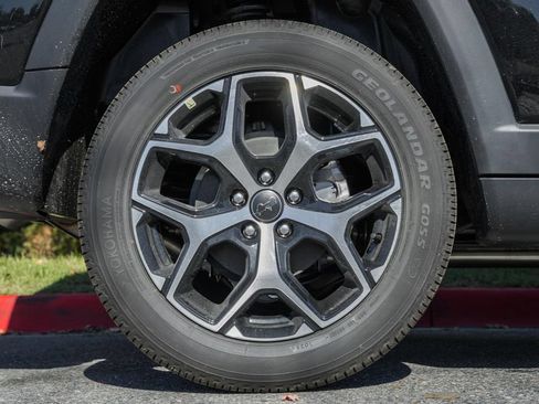 New 2026 Jeep Compass Limited AWD/4WD image 17