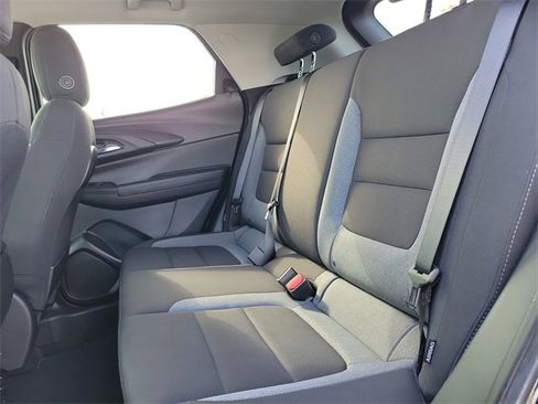 Used 2023 Chevrolet TrailBlazer LT w/ Convenience Package image 11