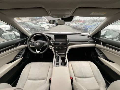 Used 2019 Honda Accord EX image 15