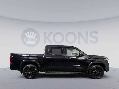 Used 2022 Toyota Tundra SR5 AWD/4WD image 12