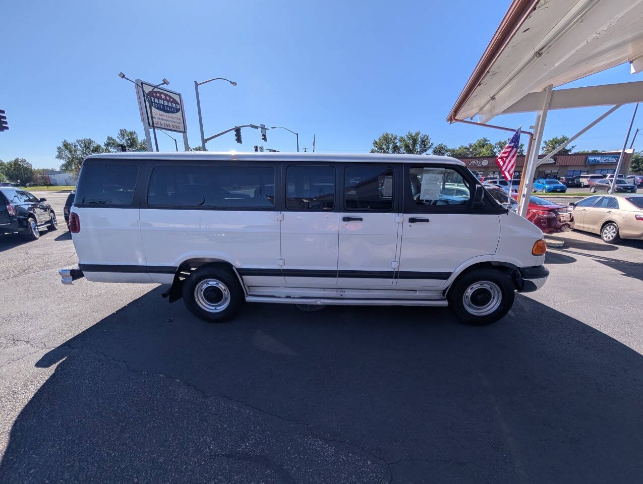 Used 2002 Dodge B3500 RWD image 8