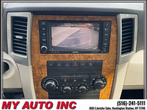 Used 2009 Jeep Grand Cherokee Limited w/ Quadra-Drive II 4X4 Group image 18