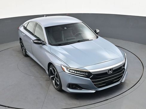 Used 2022 Honda Accord Sport image 28