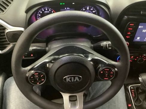 Used 2020 Kia Soul S FWD image 14