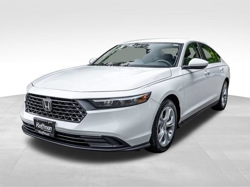 Used 2023 Honda Accord LX image 14