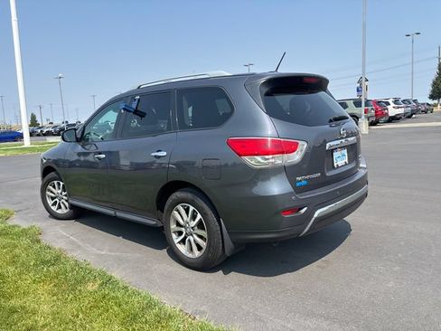Used 2013 Nissan Pathfinder SV w/ Cargo Pkg AWD/4WD image 5
