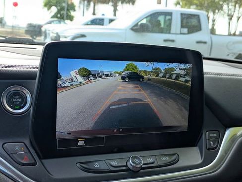 Used 2025 Chevrolet Blazer LT image 22