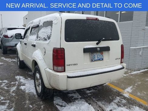 Used 2008 Dodge Nitro SXT w/ Sun & Wheels Group image 3