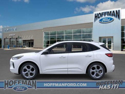 New 2024 Ford Escape ST-Line FWD image 5