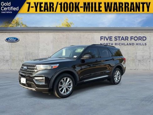 Used 2021 Ford Explorer XLT w/ Equipment Group 202A AWD/4WD image 5