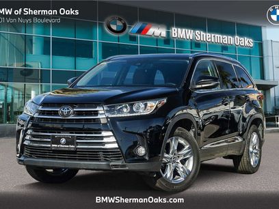Used 2017 Toyota Highlander Limited